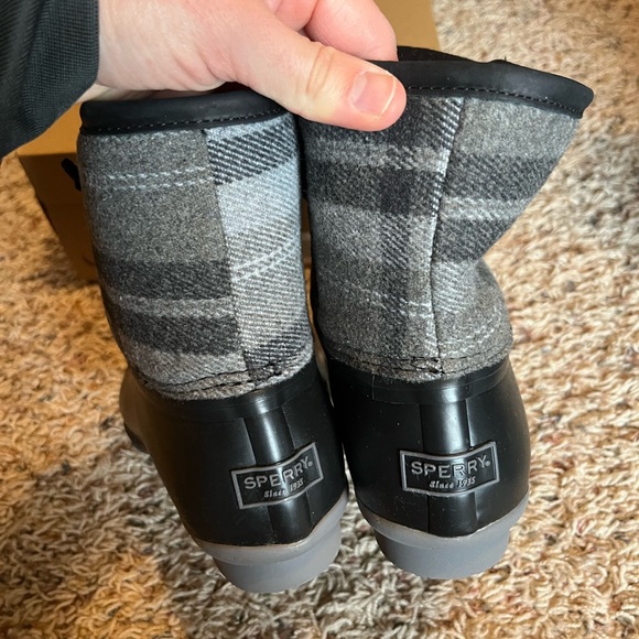 Sperry Saltwater Plaid Boots - Picture 4 of 6